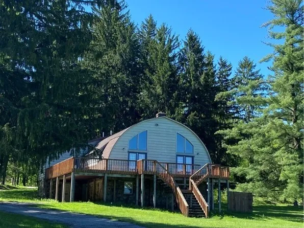 10036 Wilson Mills Rd, Chardon, OH 44024