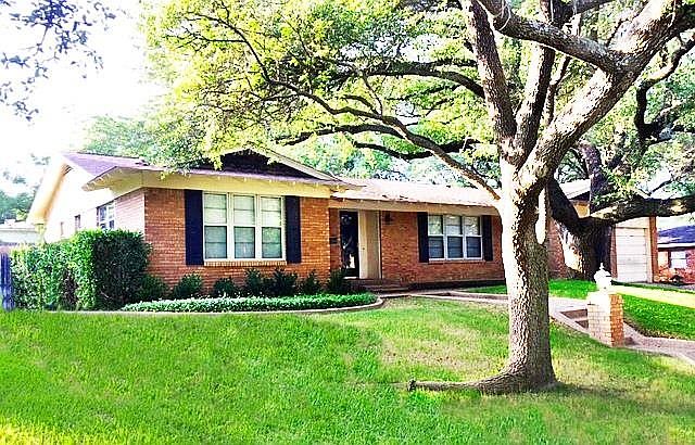 1st image of 5613 Westlawn Dr