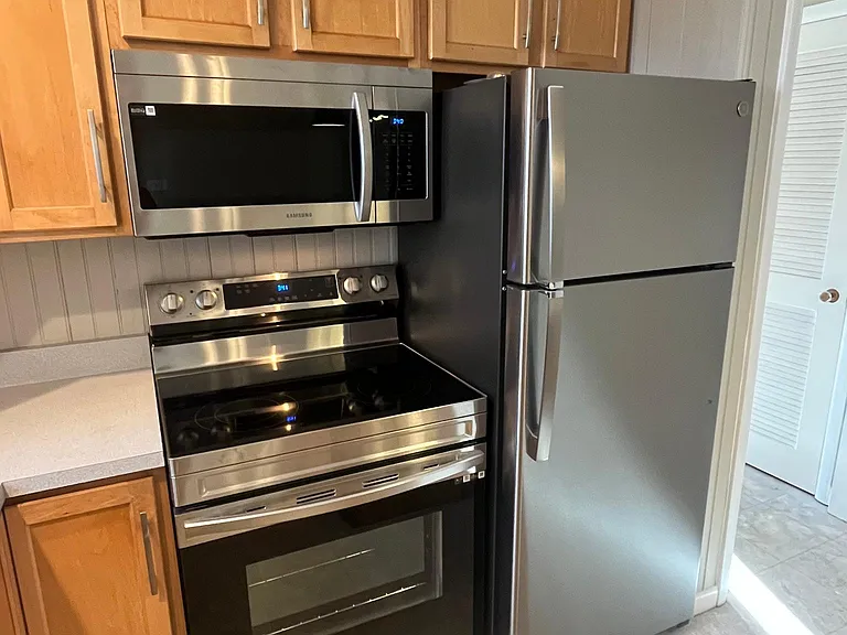 36 Rivermount Ter #A — Photo 6