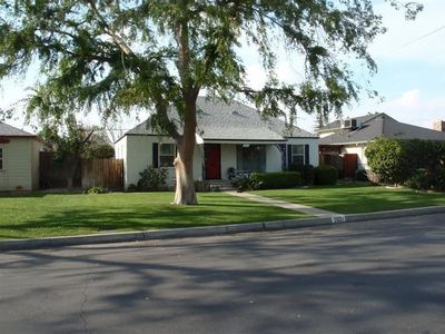 2621 Bay St, Bakersfield, CA, 93301