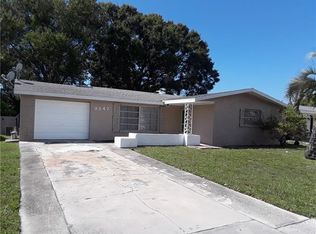 3247 Columbus Dr, Holiday, FL 34691