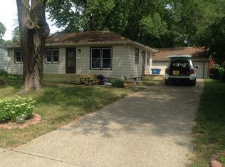 2403 Richland Dr, Des Moines, IA 50317