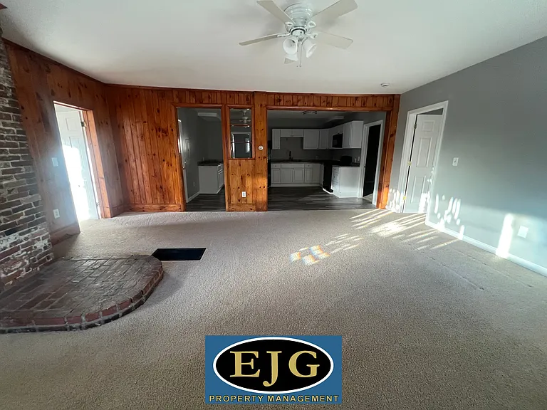 11 Ashuelot Main St #5 — Photo 10