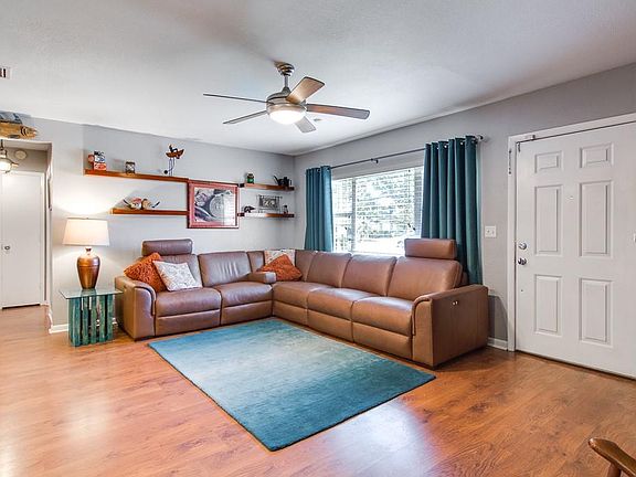 3rd image of 106 Terrace Dr SE