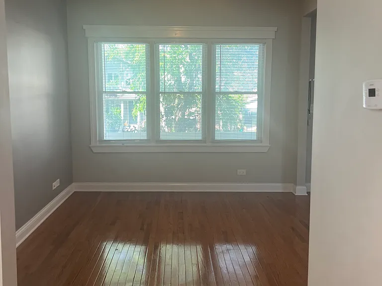 4319 N Lawndale Ave #2 — Photo 1