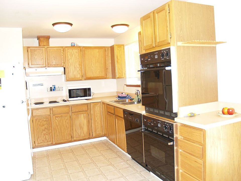 1st image of 2537 165th Ave NE