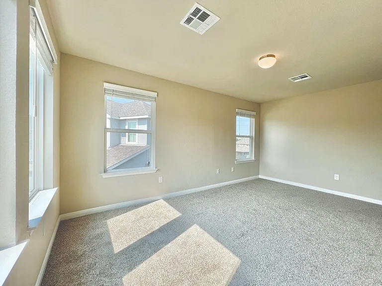 1606 Misty Elm St — Photo 21