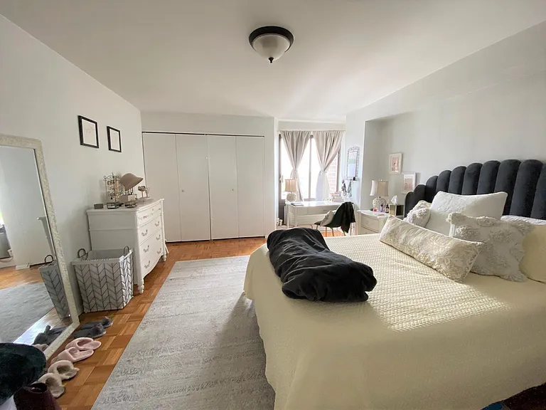 1105 Massachusetts Ave #11H — Photo 6