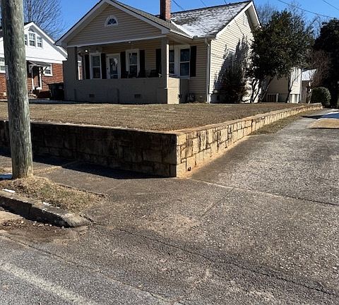 5th image of 139 Myrtle St