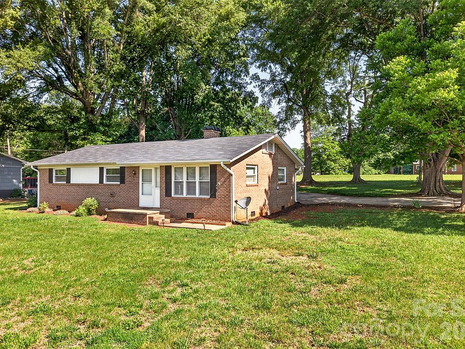 1st image of 1771 24th Avenue Ct NE