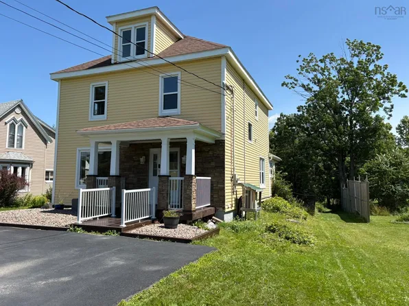 1637 N Main St, Westville, NS B0K 2A0