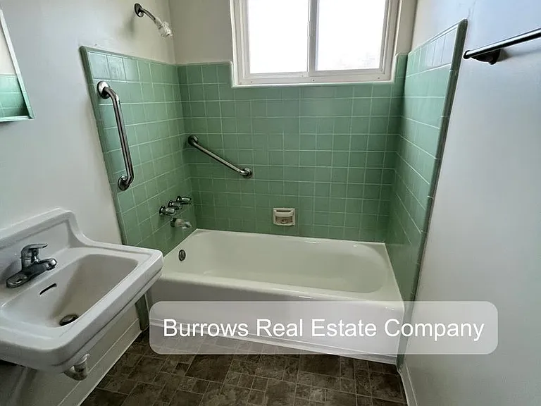 262 N Dos Caminos Ave — Photo 9