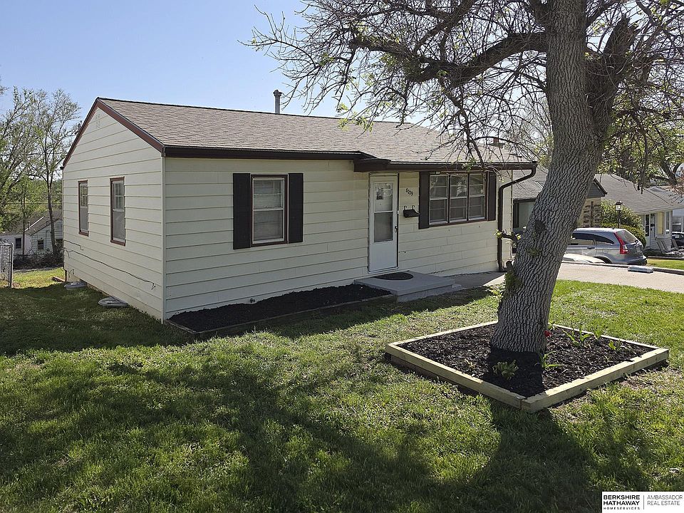 1st image of 8029 Main St
