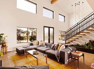 105 Sequoia Dr, Pasadena, CA 91105