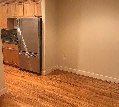 5th image of 3622 22nd Ave W