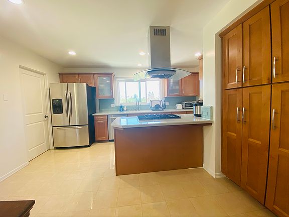 3rd image of 6113 Monero Dr