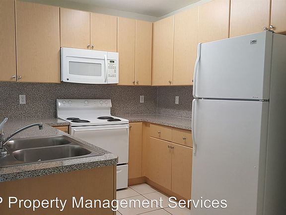 3rd image of 22721 SW 88th Pl #819