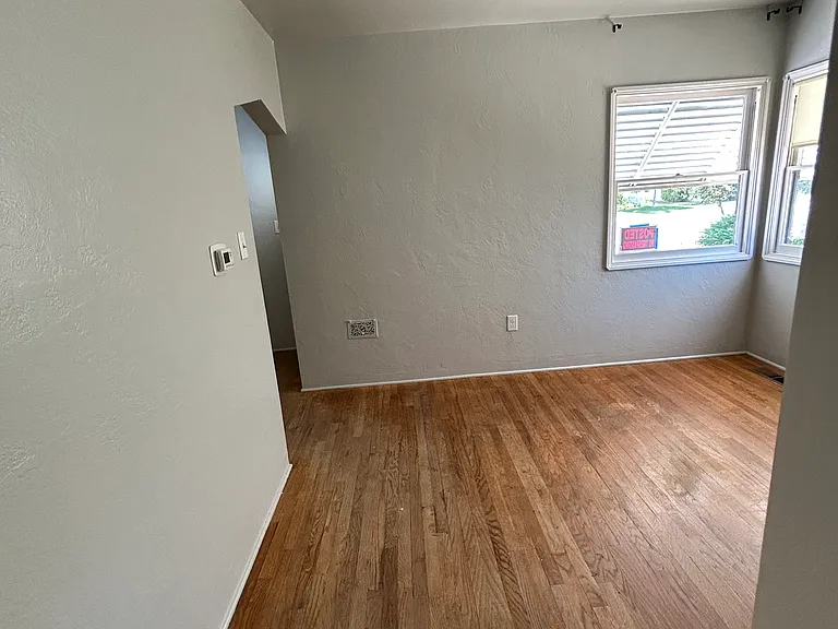 909 S Pleasant Ave — Photo 18