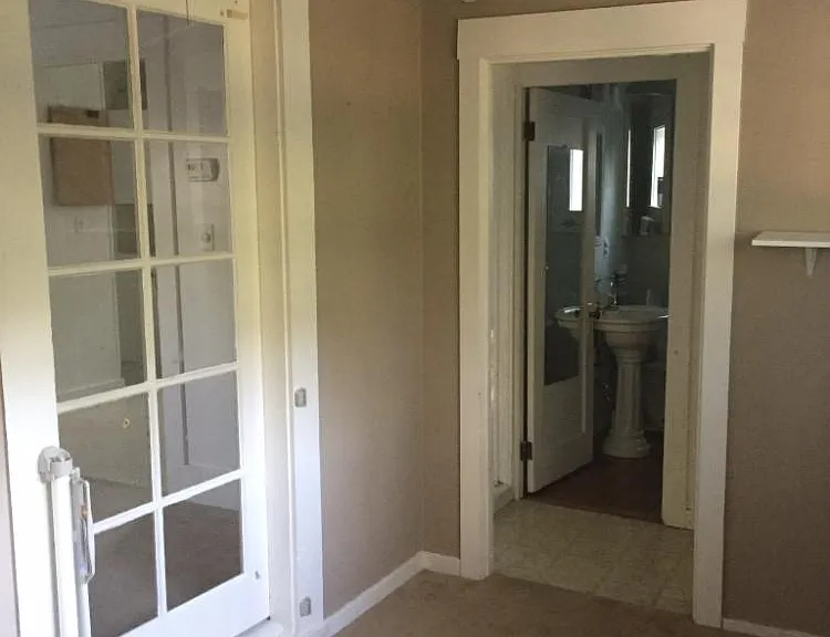 2716 Jefferson Ave — Photo 3