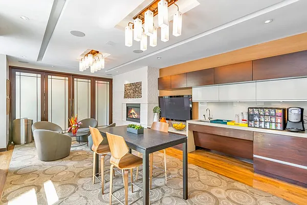 Rented by Pinnacle City Living | media 24