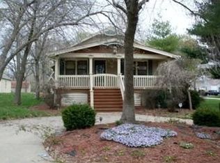 9066 E 65th Ter, Raytown, MO 64133