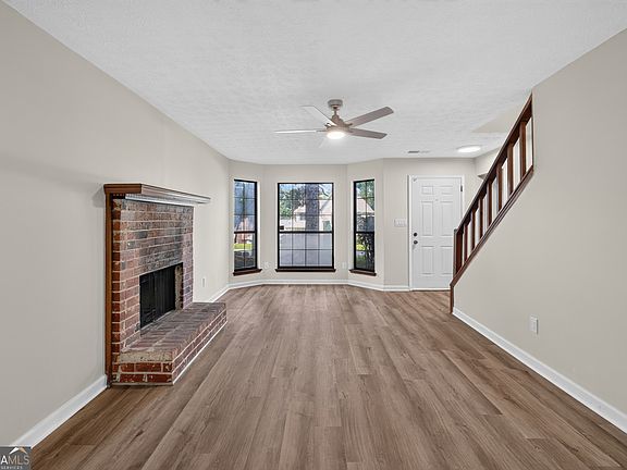 5th image of 184 Timothy Ln NW