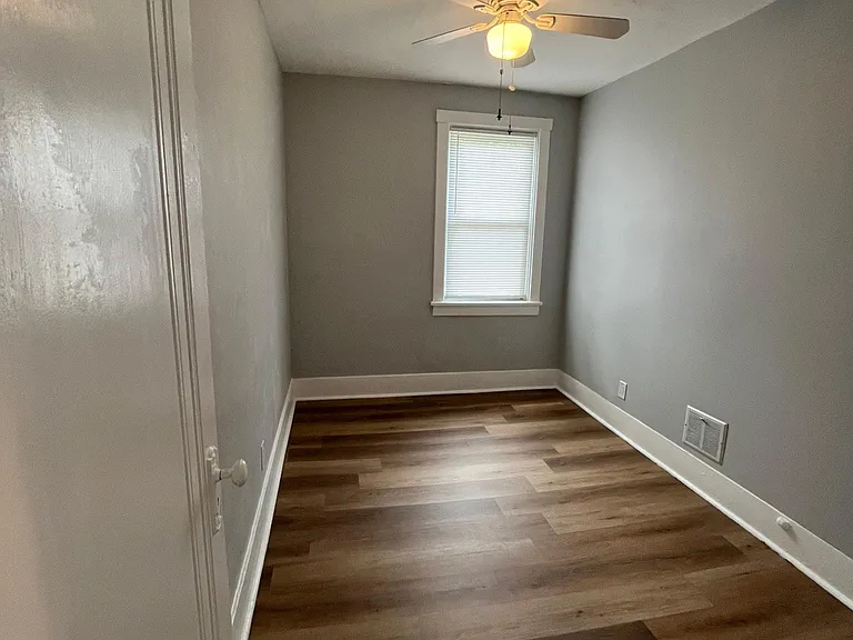 4144 Stanley St — Photo 7