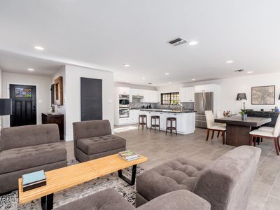 2712 E Mountain View Rd, Phoenix, AZ, 85028