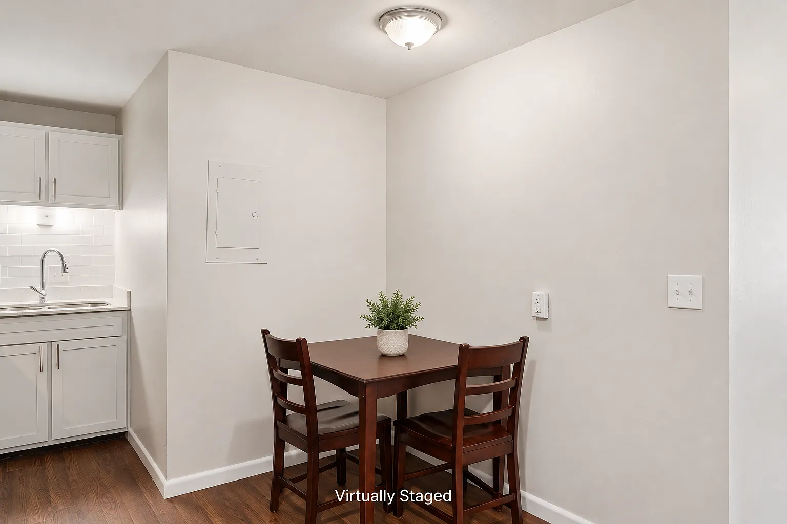 University Apartments Chapel Hill — Photo 3