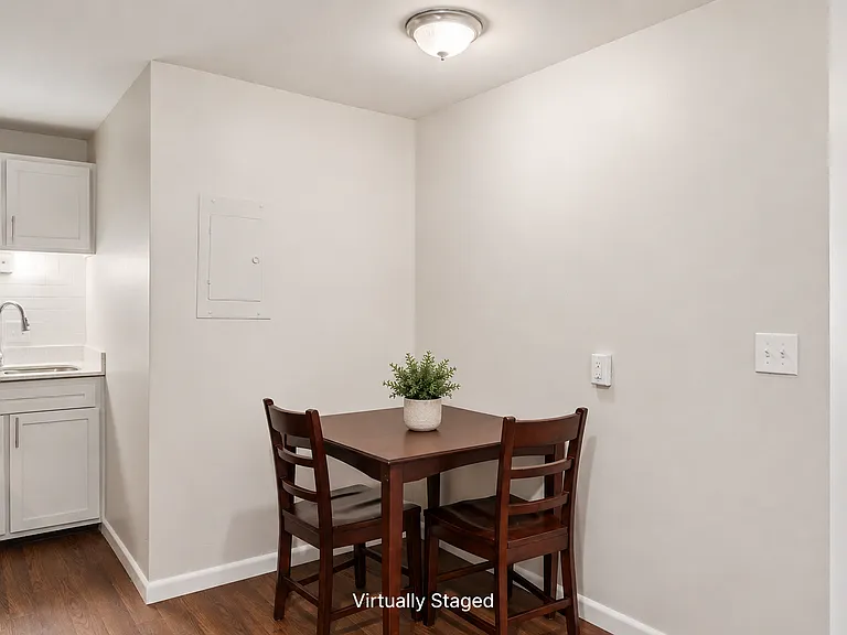 University Apartments Chapel Hill — Photo 3