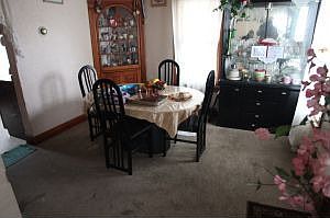 2nd image of 1010 8th Ave NE
