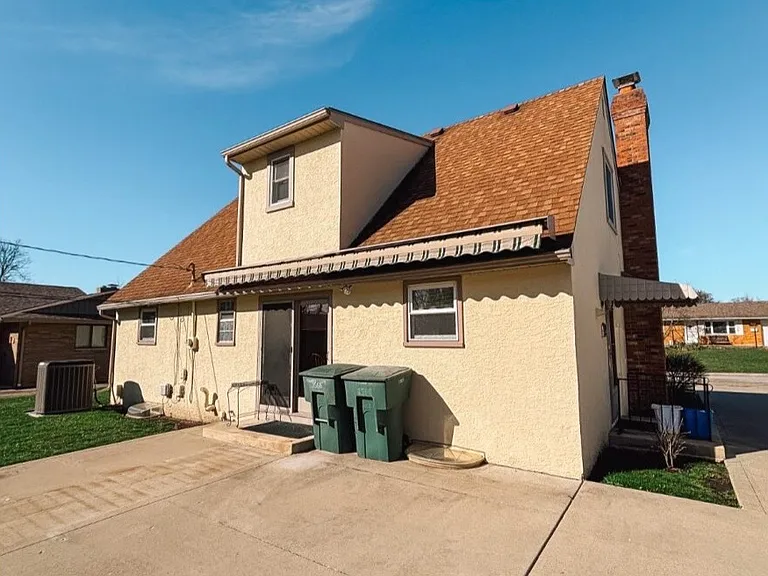 3566 Tillbury Ave — Photo 55
