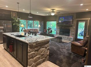 1791 Lake Ridge Dr, Plattsmouth, NE 68048