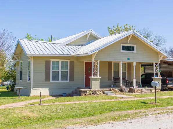 601 E Ross Ave, De Leon, TX 76444