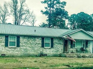 2010 Godwin Cir, Scranton, SC 29591