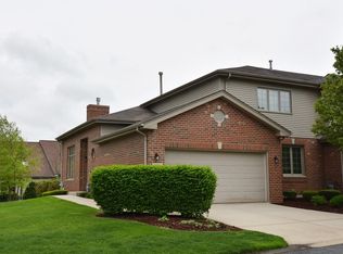 9301 Finbar Pl, Tinley Park, IL 60487