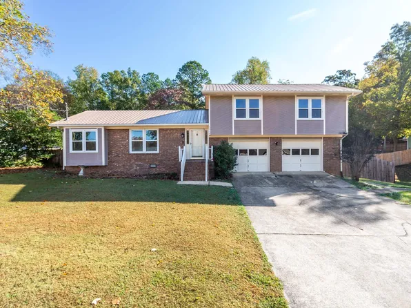 1310 Louise Dr SE, Jacksonville, AL 36265