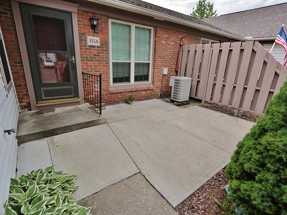 2nd image of 3558 Chesapeake Dr