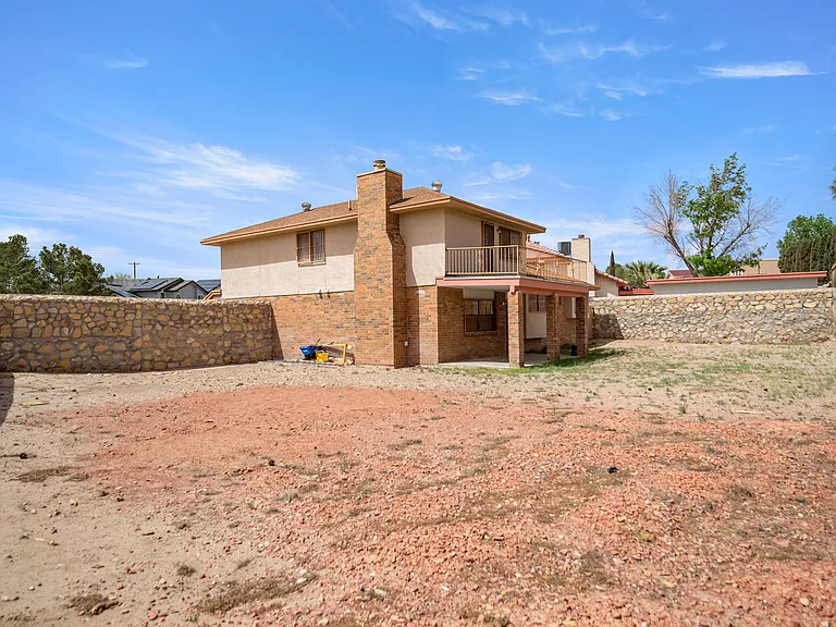 1300 James Kelley Dr — Photo 22