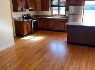 11 Flagg Rd, Shrewsbury, MA 01545