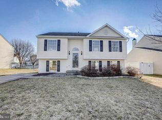 14 Baywatch Rd, New Castle, DE 19720