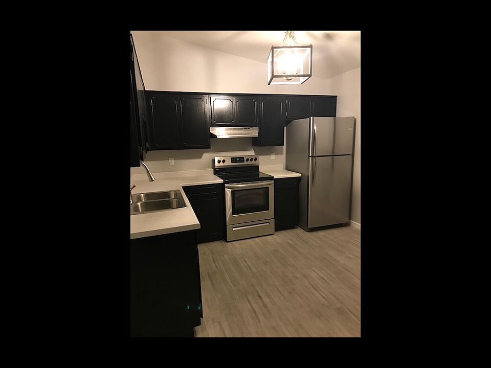 1st image of 4662 E Caballero St #3
