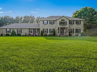 166 Private Drive 15455, Crown City, OH 45623