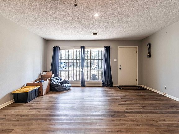 5th image of 134 Burney Dr