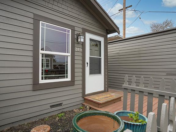 2nd image of 309 Sacramento Street