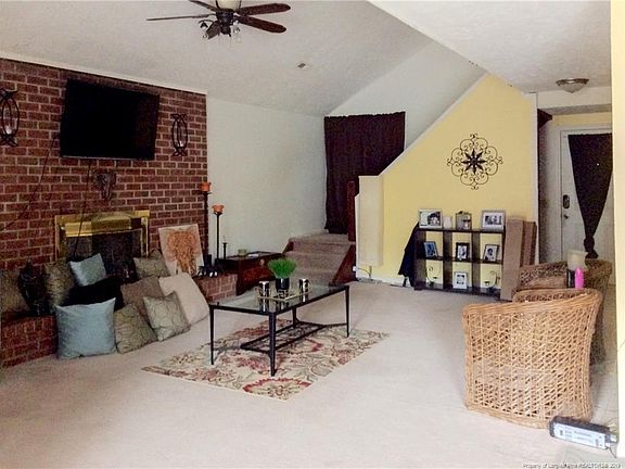 2nd image of 3516 Clearwater Dr