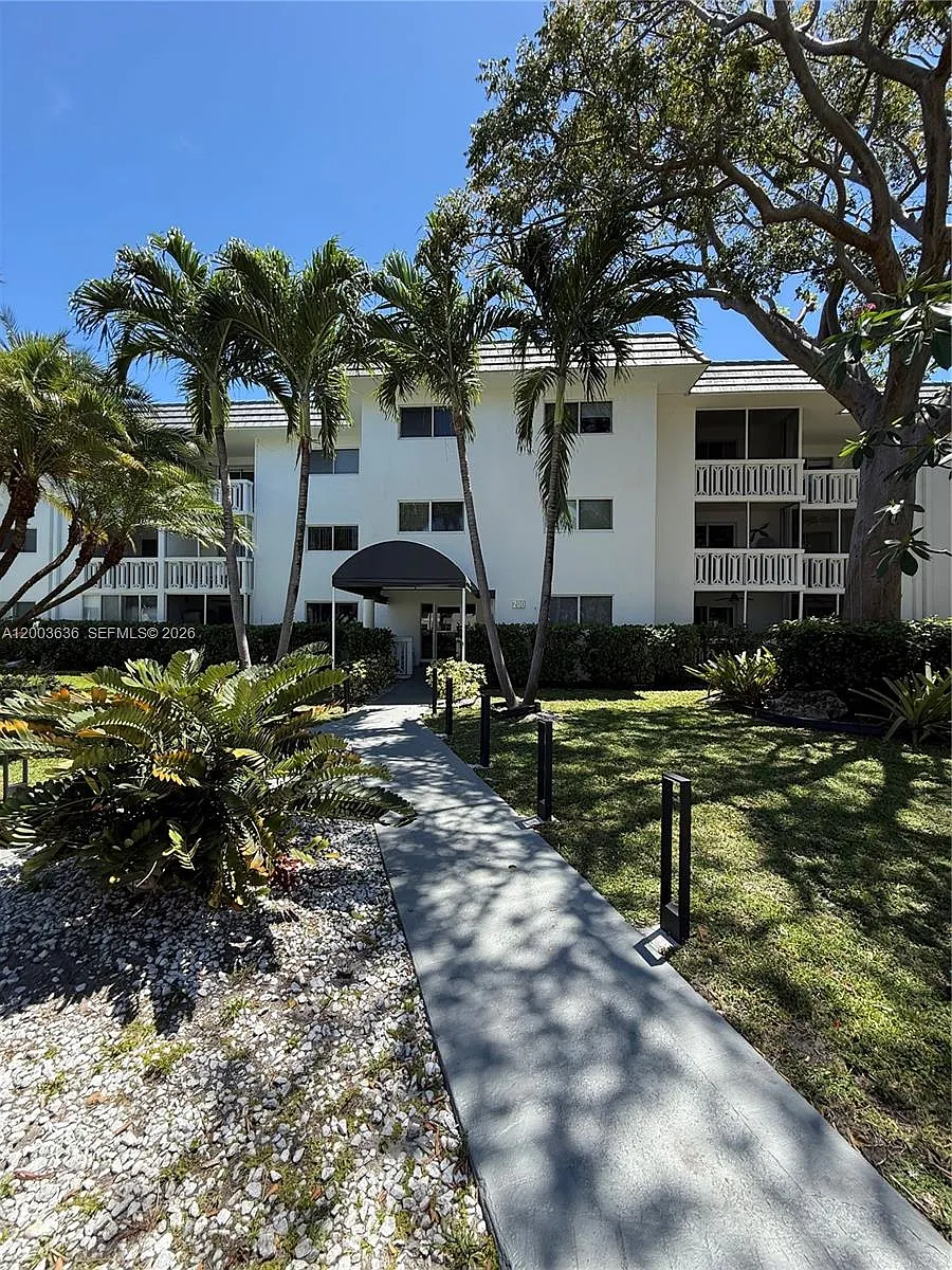 Building Photo - 200 Galen Dr #111