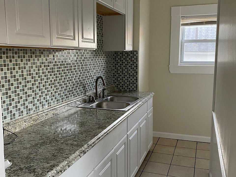 1st image of 304 Ames St Floor 2