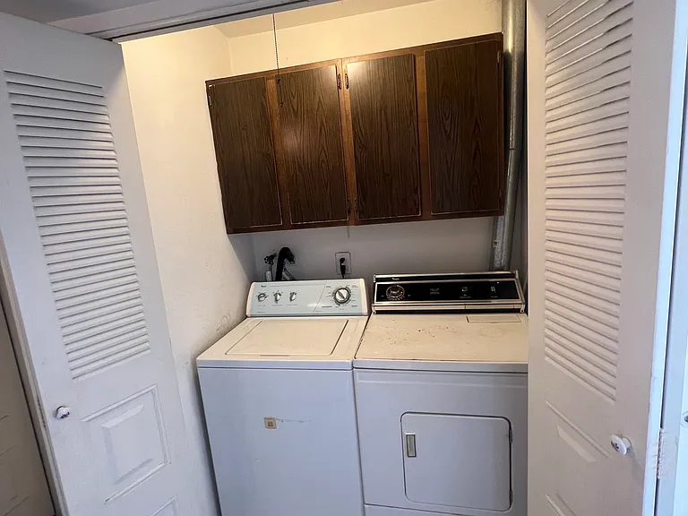 6923 Hilltop Dr — Photo 9