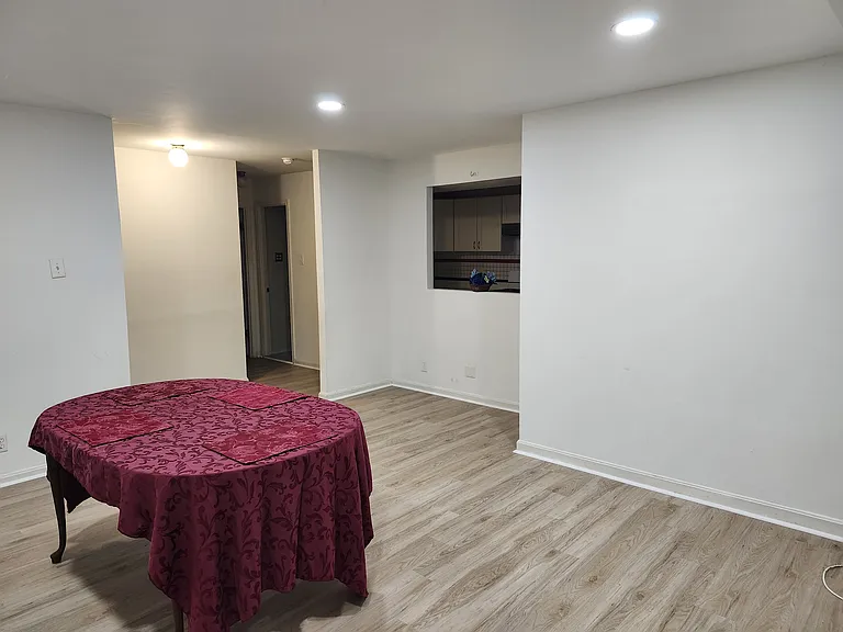 810 Quince Orchard Blvd #T1 — Photo 9